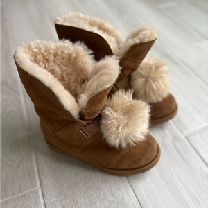 Girls’ Size 2 UGG Pom-Pom Boots